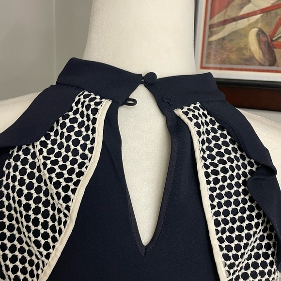 Jonathan Simkhai ruffles navy blue white top size small cold shoulder feminine - Picture 4 of 6